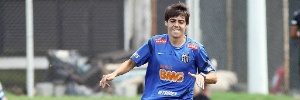 Mais futebol nacional: Sósia de Kaká, jovem do Santos foge de parentesco corintiano e se espelha em Ganso