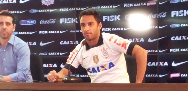 ibson-foi-apresentado-pelo-corinthians-a