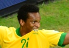 Autor do terceiro gol, Jô exalta parceria com Oscar no lance