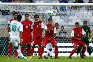 17062013---obi-mikel-cobra-a-falta-duran