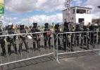 Polícia e manifestantes entram em conflito em frente ao Castelão