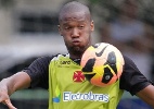 Em treino, Autuori monta defesa do Vasco com Renato Silva e Rafael Vaz