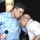 Madrugada na Globo tem beijo de Ronaldo em Roberto Carlos em lembran&ccedil;a de parceria