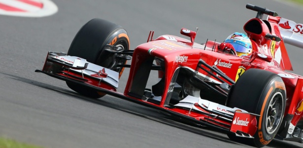 Alonso largou em décimo, mas teve bom desempenho e terminou GP da Inglaterra em 3º