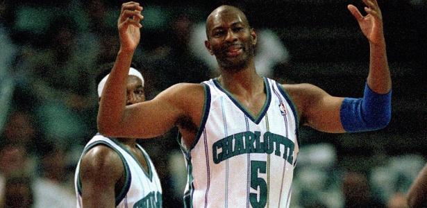 Charlotte Hornets voltará a utilizar as cores que marcaram a história da franquia
