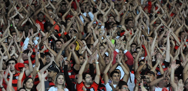 Torcida do Flamengo promete lotar o Maracanã para a partida decisiva contra o Goiás na quarta-feira