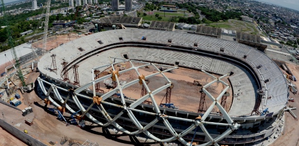 Imagem aérea de obras na Arena Manaus - o projeto para obras de mobilidade urbana na cidade falhou