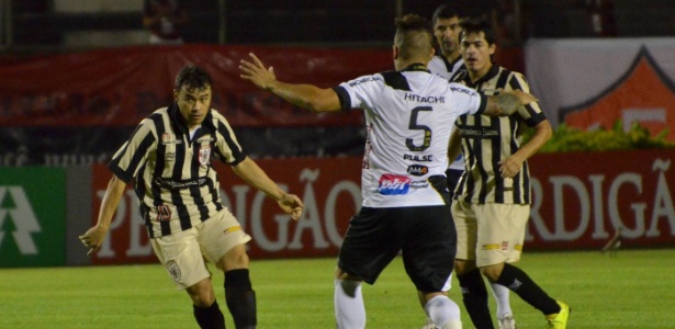 Renato Cajá é o principal alvo da torcida do Vitória quando o time não vence