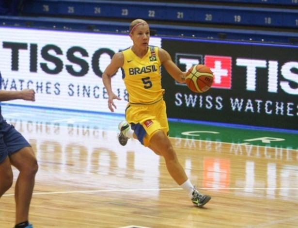 Divulgação/Fiba Américas Karla foi um dos destaques da seleção brasileira na partida contra a Argentina, pela Copa América