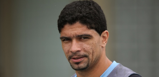 Renato teve boa atuação e seguirá no time titular após lesão de Gabriel na coxa direita