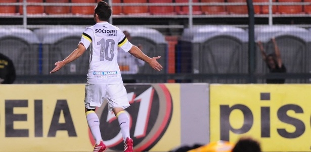 Camisa 10 sempre foi defensor da permanência de Claudinei Oliveira no Santos