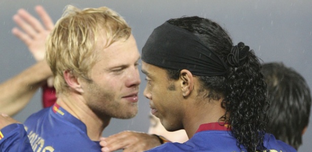 Gudjohnsen foi colega de Ronaldinho por dois anos