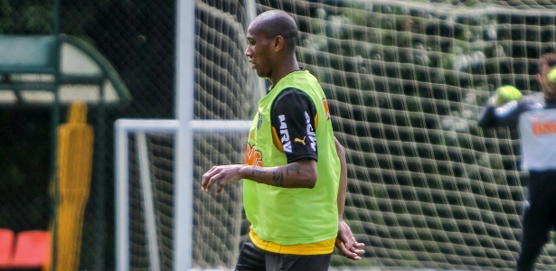 Lateral Esquerdo Emerson Conceição fez seu primeiro treino junto com os companheiros de Atlético-MG