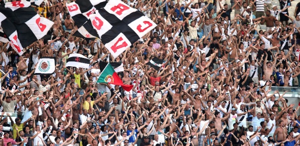 Torcida do Vasco ficou na bronca com a equipe após o empate com a Ponte Preta