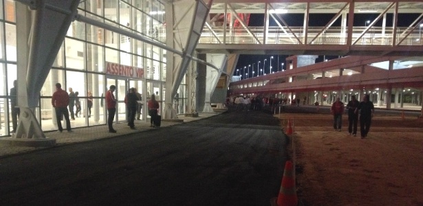 Pavimentação do entorno do Beira-Rio foi uma das poucas obras em que o chamado RDC funcionou