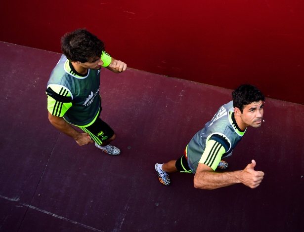 Diego Costa refutou declara&ccedil;&otilde;es de Felip&atilde;o de que ele o procurou para defender a sele&ccedil;&atilde;o brasileira