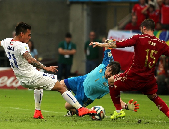 vargas-finaliza-para-colocar-o-chile-na-