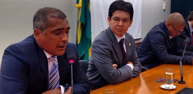 Romário e Alex se uniram para fazer campanha contra votação da LRFE, que não entrará na pauta da Câmara nesta terça-feira