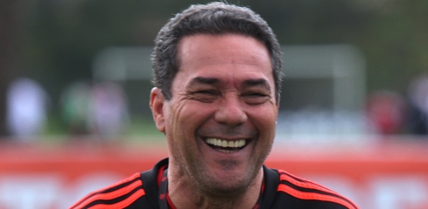 Oposição corintiana janta com Luxemburgo e sonha com retorno ao clube 15