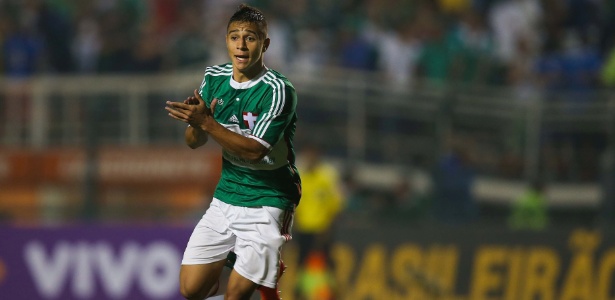 Lateral é chamado à seleção olímpica e expõe dilema de elenco do Palmeiras