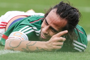Ex-presidente do Palmeiras ataca Valdivia: ‘ganhou muito e jogou pouco’