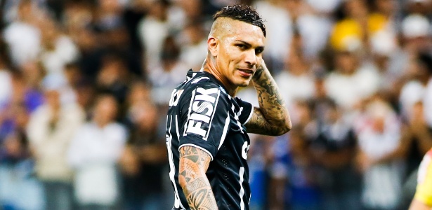 O atacante Guerrero está próximo de ser confirmado como reforço do Flamengo
