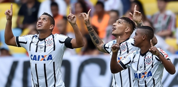 Guerrero volta ao time contra o Guaraní; elenco terá tempo para superar desgaste