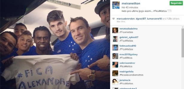 Jogadores do Cruzeiro pedem permanência de diretor alvo do Palmeiras