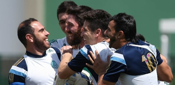 Palmeiras avisa jogadores que serão dispensados nesta segunda-feira