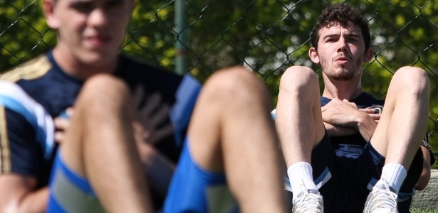 Em parceria com Palmeiras, Avaí anuncia reforço polivalente por empréstimo