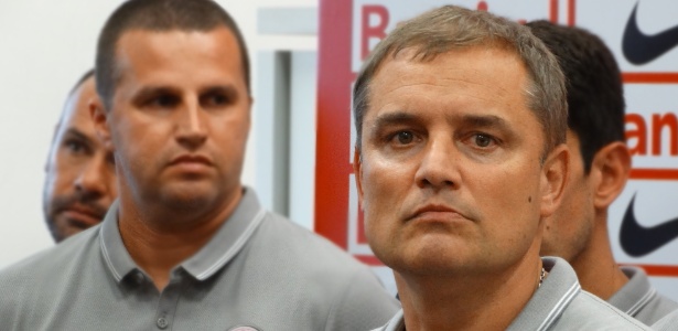 Aguirre elogia Corinthians e inclui colombiano em destaques da Libertadores