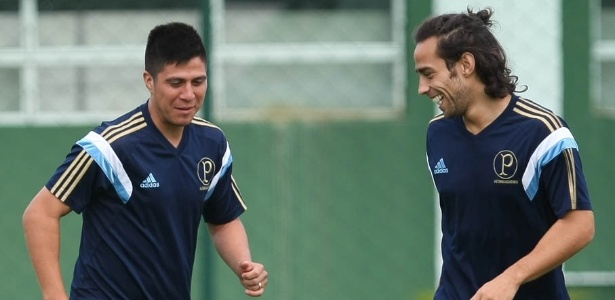 Ameaça de sair, lesão e críticas. Gringos agitam início de ano no Palmeiras