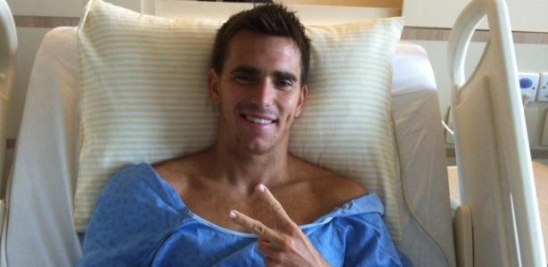 Mouche tem operação bem sucedida. Kelvin passará por mais exames