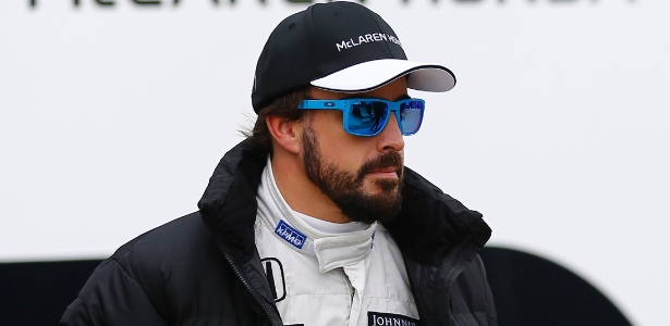 Fernando Alonso não foi liberado pelos médicos após acidente sofrido em 22 de fevereiro