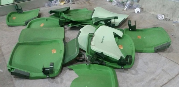 Ao contrário de semi, Palmeiras x Santos teve só duas cadeiras quebradas