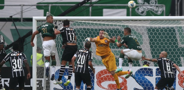 Mudança na alimentação e dicas de Cássio: boa fase de Walter no Corinthians
