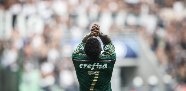 Palmeiras recebe Rio Claro com obrigação da vitória para evitar pressão