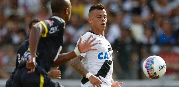 Bernardo teve atuação apagada no jogo entre Vasco e Bangu pelo Campeonato Carioca
