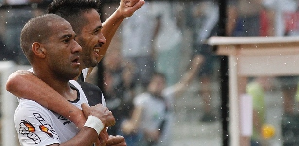 Marcelo Sadio/vasco.com.br Rodrigo e Luan têm feito uma dupla de zaga de sucesso no Carioca: apenas dois gols sofridos