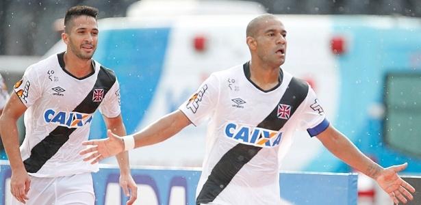 Rodrigo não poupou o rival durante a reapresentação do Vasco em São Januário