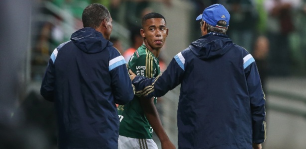 Gabriel Jesus empolga palmeirenses. Oswaldo esfria e tira jovem de clássico