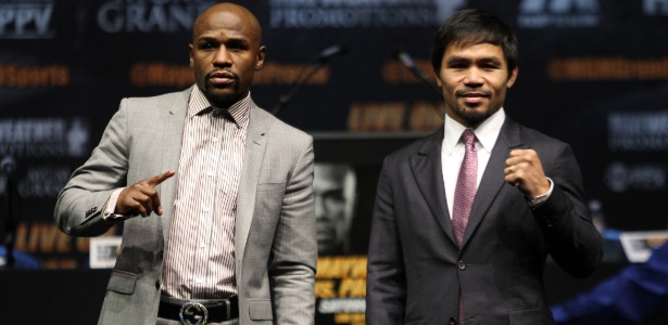 Floyd Mayweather e Manny Pacquiao durante a coletiva para promover o combate do dia 2 de maio