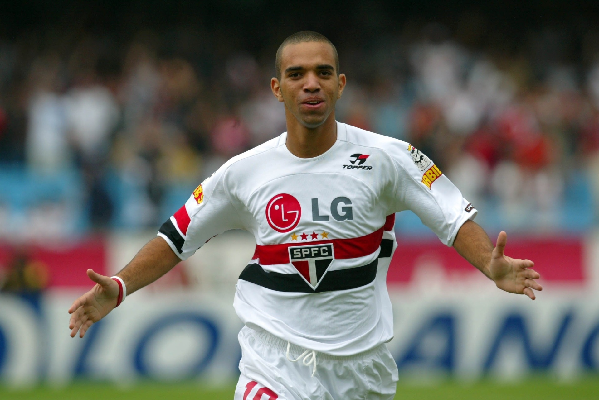 Bauza revela interesse em Diego Tardelli