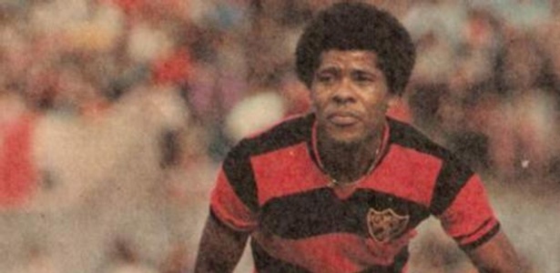 Dadá Maravilha com a camisa do Sport, pelo qual fez 10 gols contra o Santo Amaro