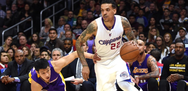 -barnes-do-los-angeles-clippers-passa-por-jeremy-lin-do-los-angeles ...