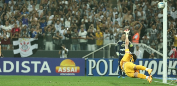 Cássio não pegou nenhum pênalti em Corinthians x Palmeiras. E perdeu o sono