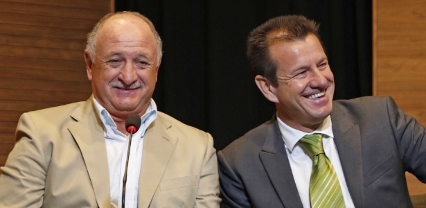 Scolari, técnico da seleção brasileira no 7 a 1, posa ao lado de Dunga no Congresso da CBF