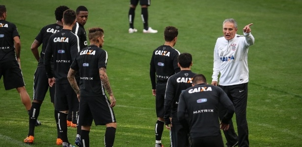 Tite muda estilo do Corinthians, prioriza velocidade e põe Sheik no banco