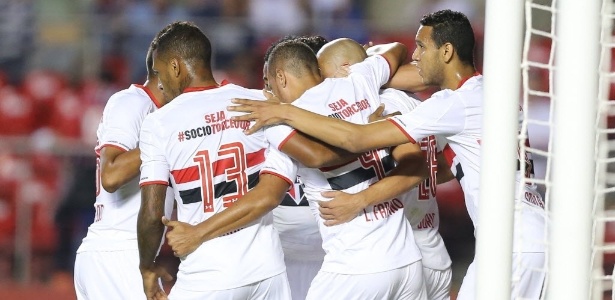 São Paulo perdeu cinco jogadores do elenco em menos de três semanas