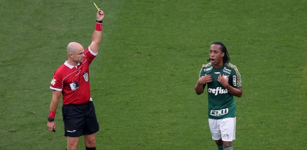 Arouca diz que Valdivia 